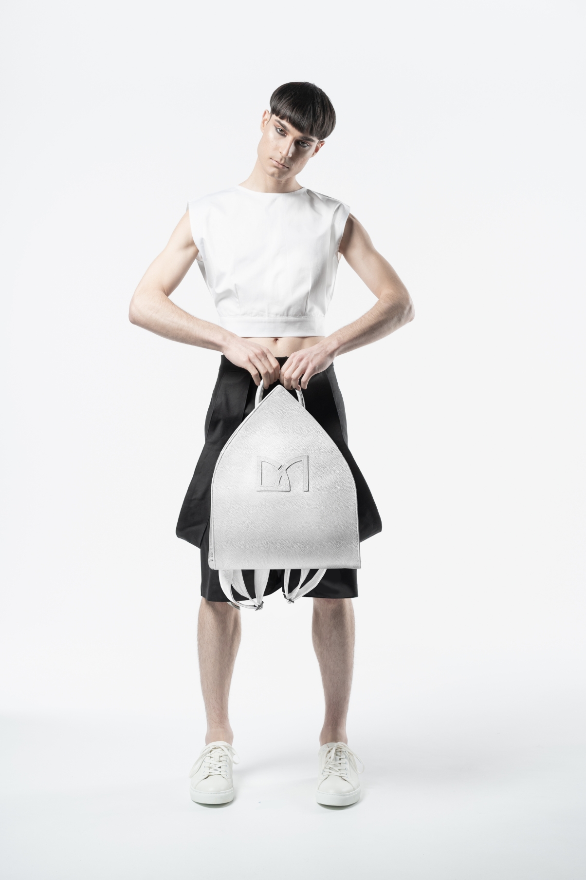 LEATHER BACKPACK IN WHITE