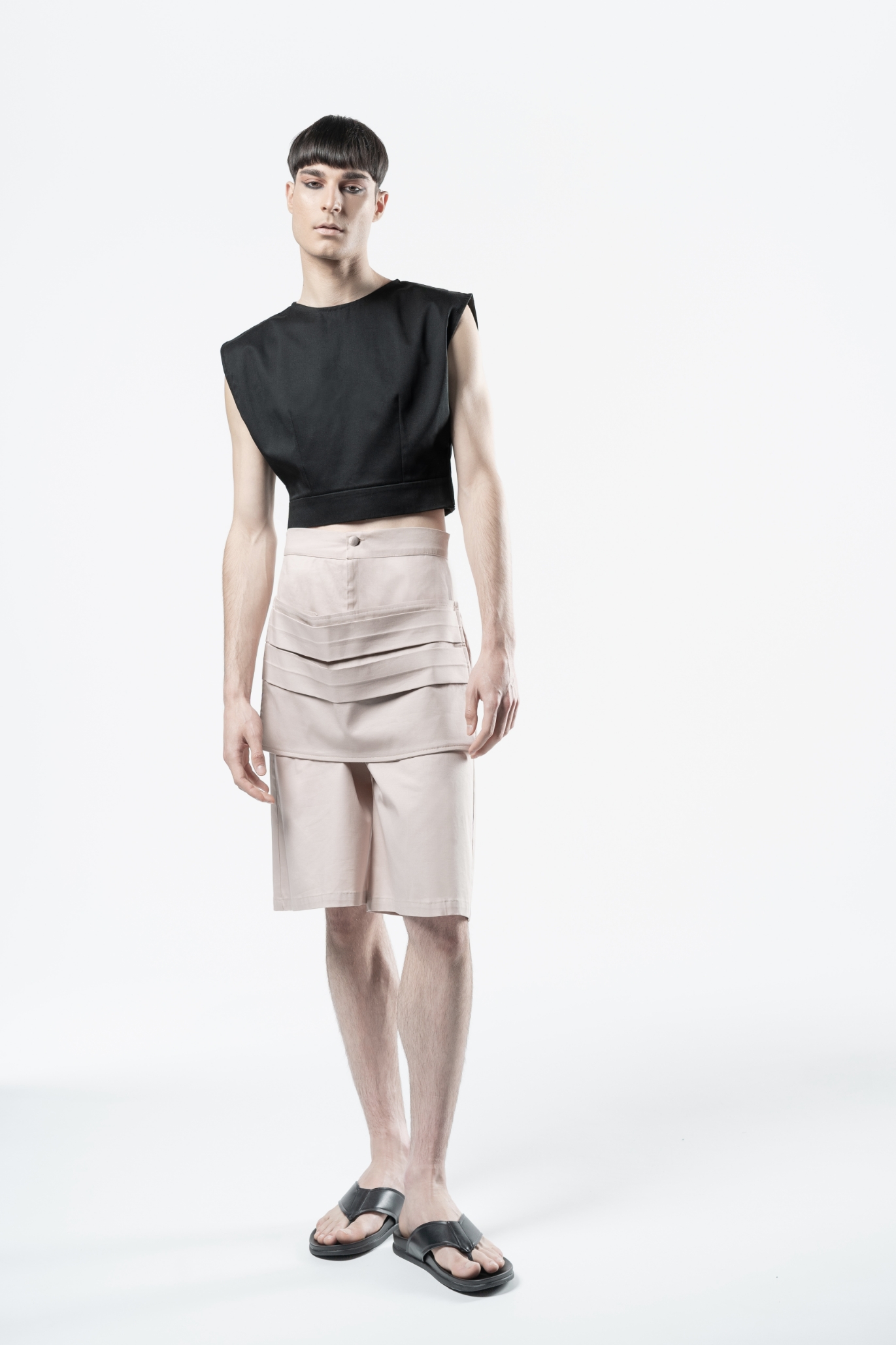 SHORTS WITH PINTUCK POCKET IN DUSTY PINK